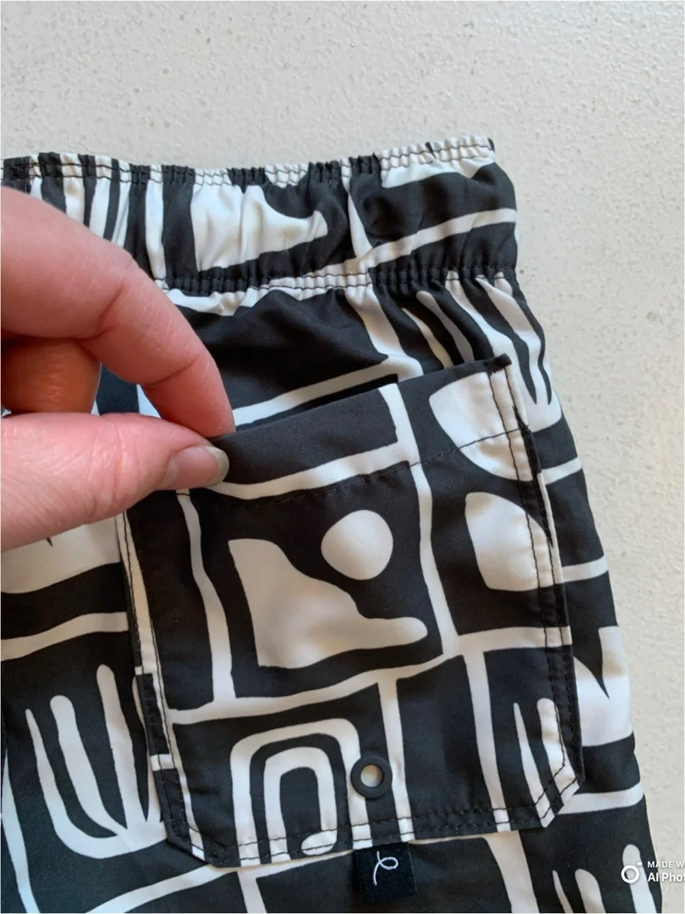 Art Class Boys Graphic Print Swim Trunks Swimsuit Size XS (4/5) NWT Beach